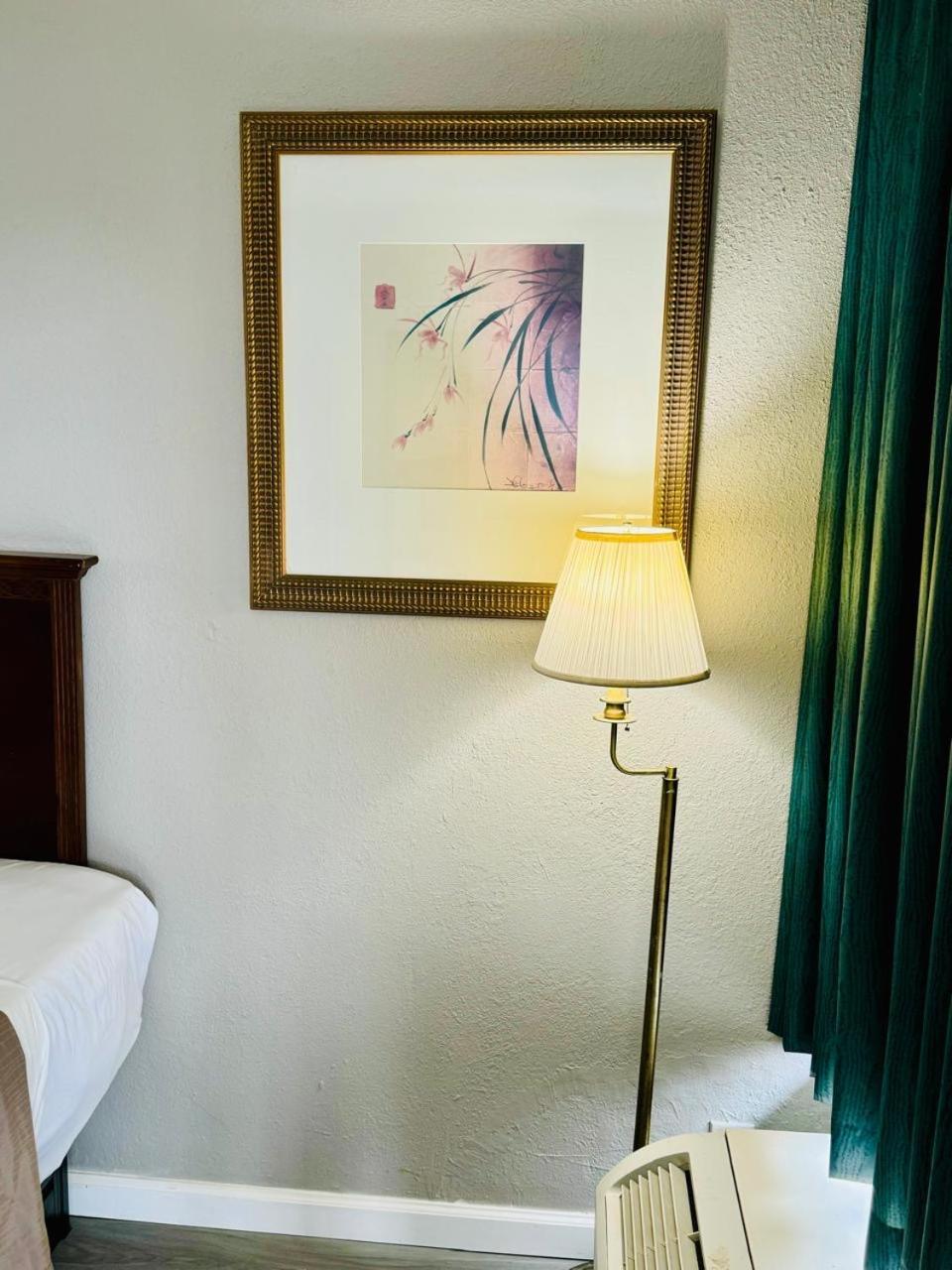 Camden West Inn Eksteriør bilde